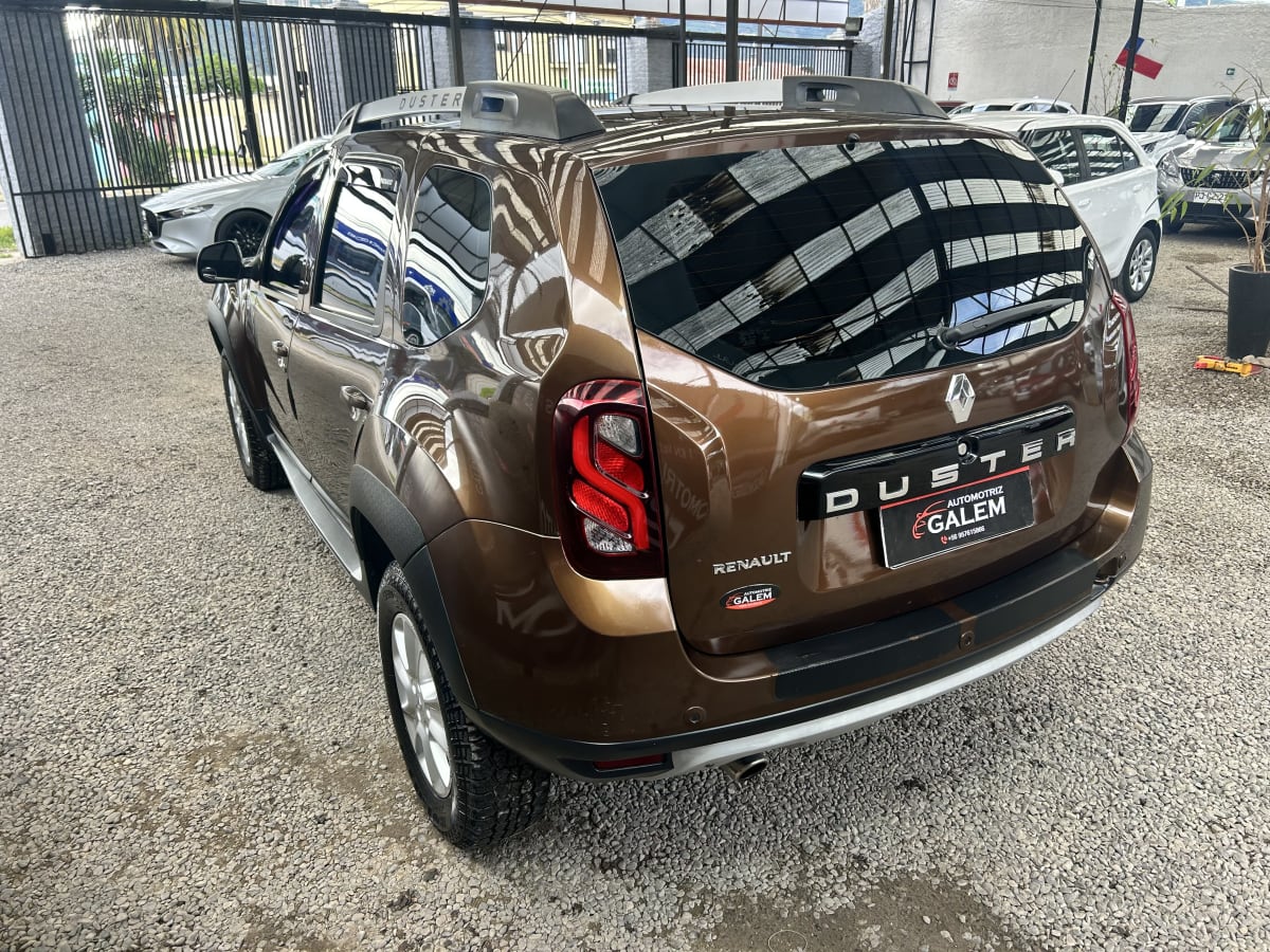 2017 Renault Duster Café - Miniatura 5
