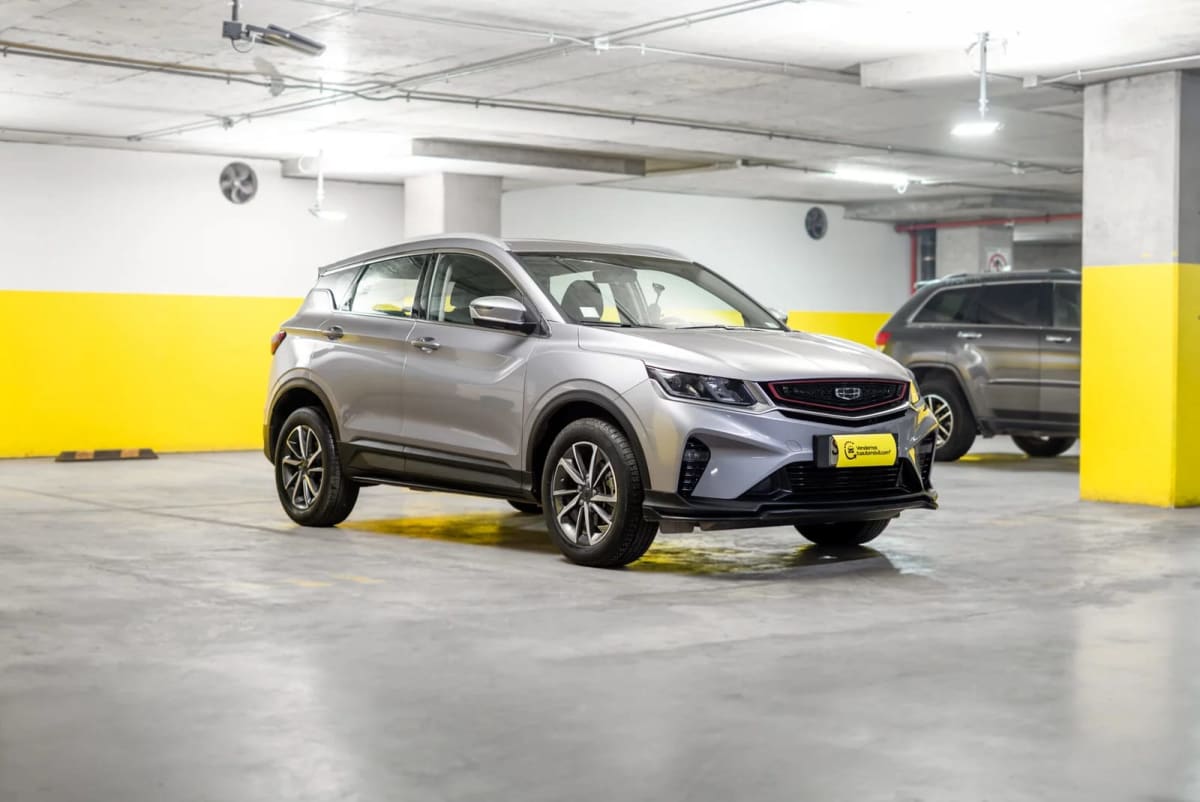 2023 Geely Coolray 1.5 Plata - Miniatura 7