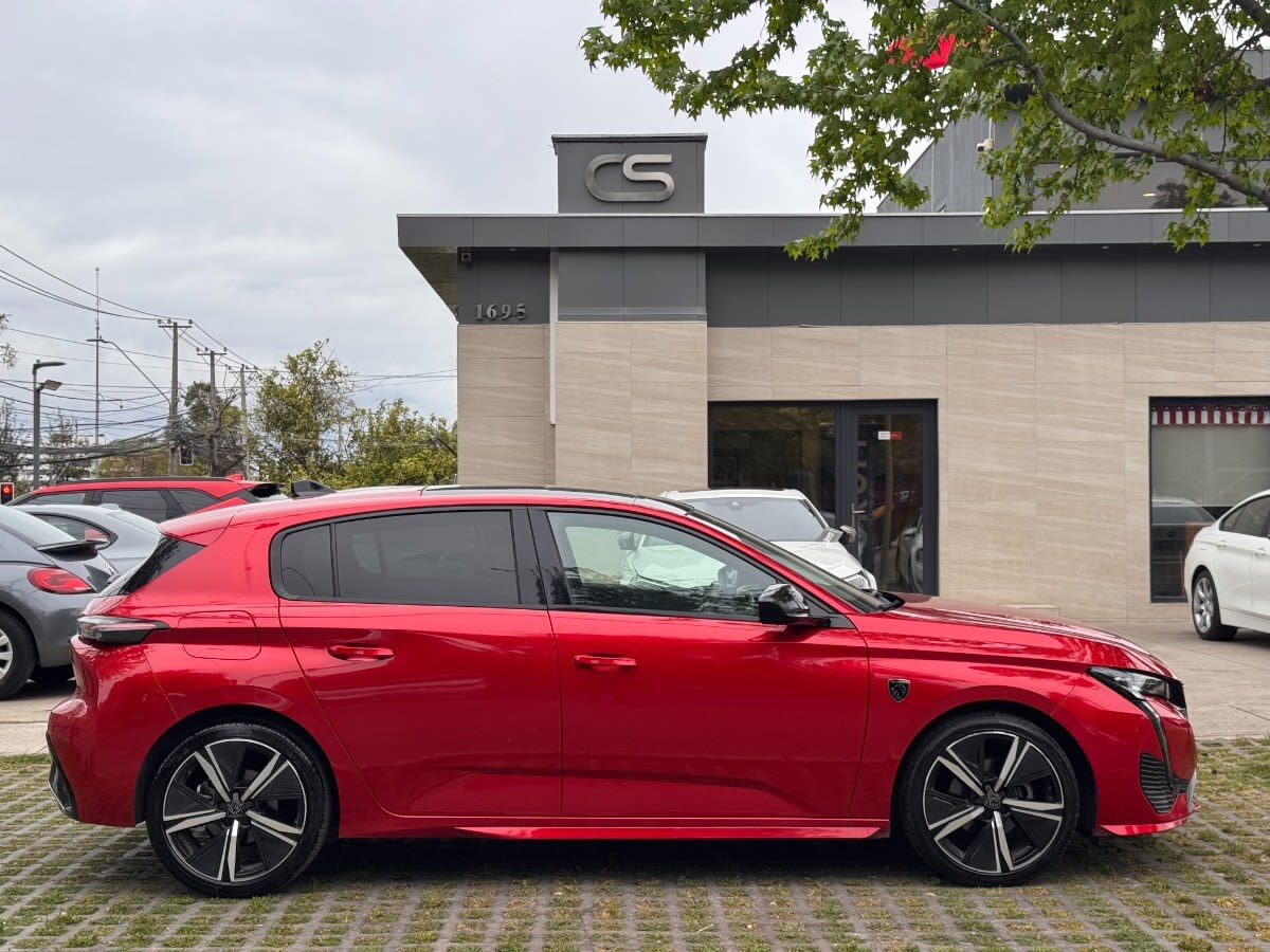 2025 Peugeot 308 GT Rojo - Miniatura 6