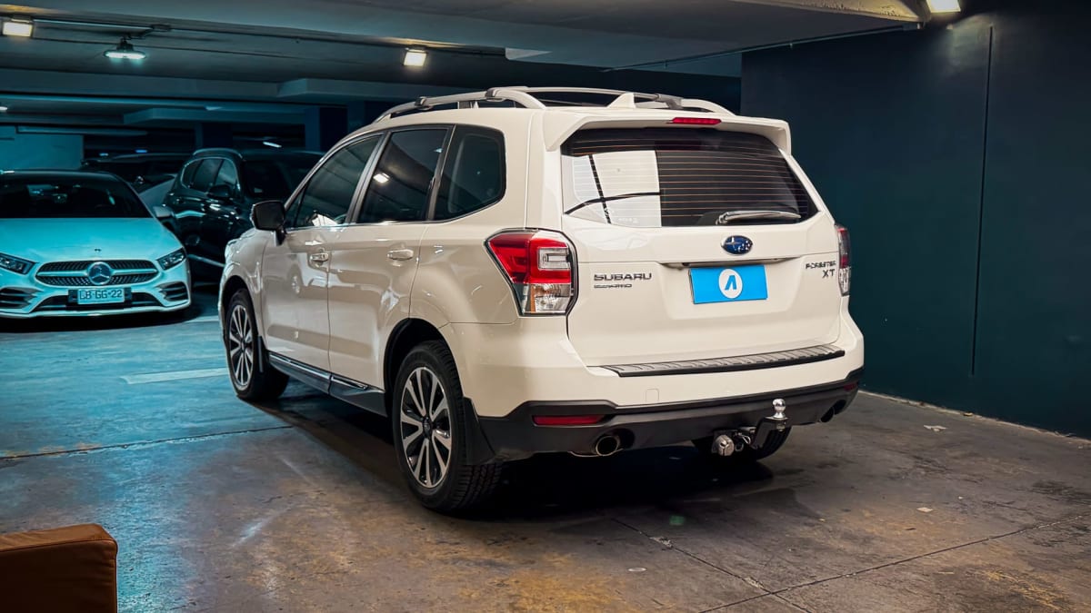 2019 Subaru Forester XT Blanco - Miniatura 2