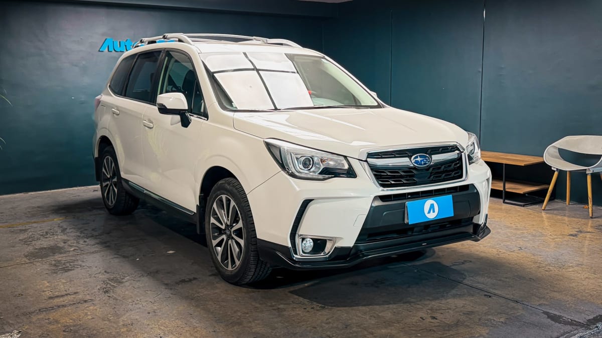 2019 Subaru Forester XT Blanco - Miniatura 5