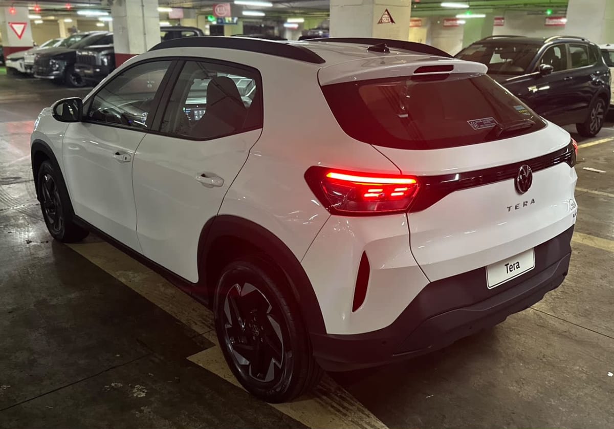 2027 Volkswagen Tera Comfort Blanco - Miniatura 4