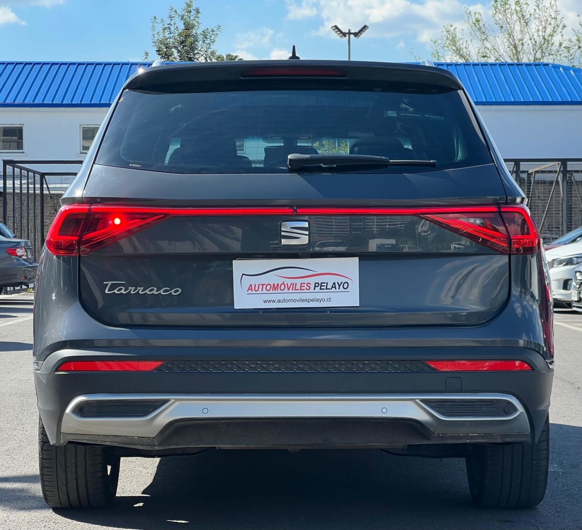 2023 Seat Tarraco 1.4T Gris - Miniatura 5