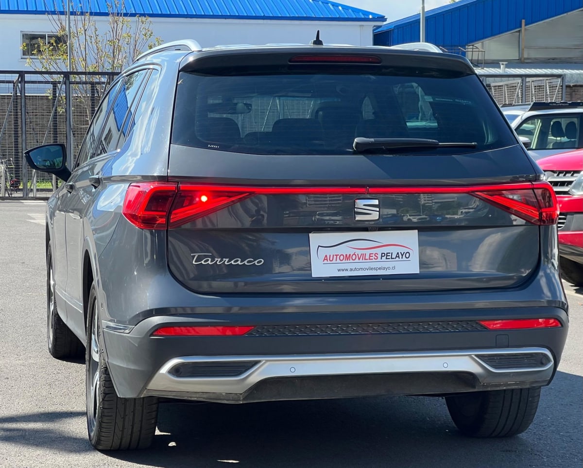 2023 Seat Tarraco 1.4T Gris - Miniatura 6