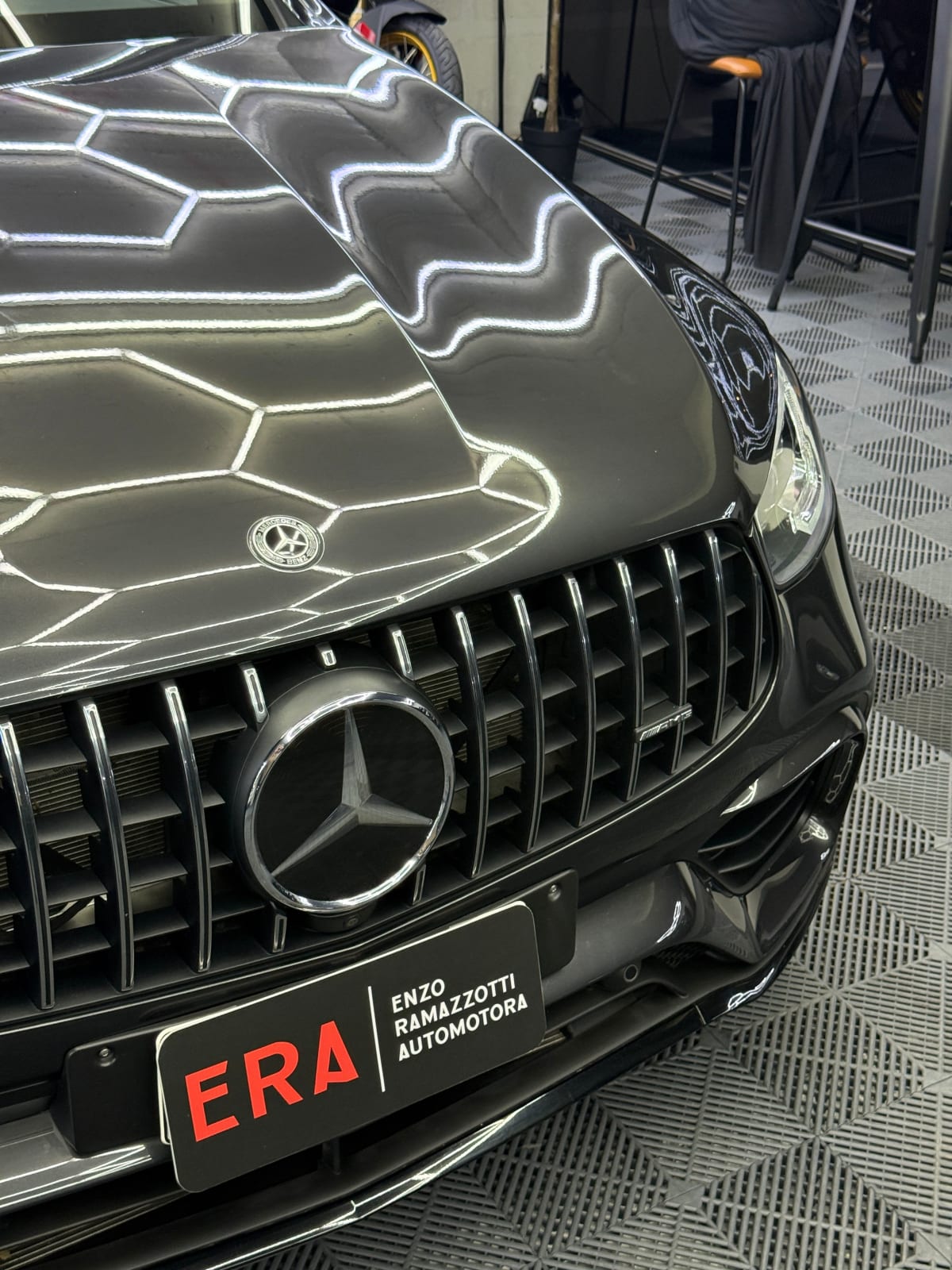 2023 Mercedes-Benz Amg Glc Negro - Miniatura 5