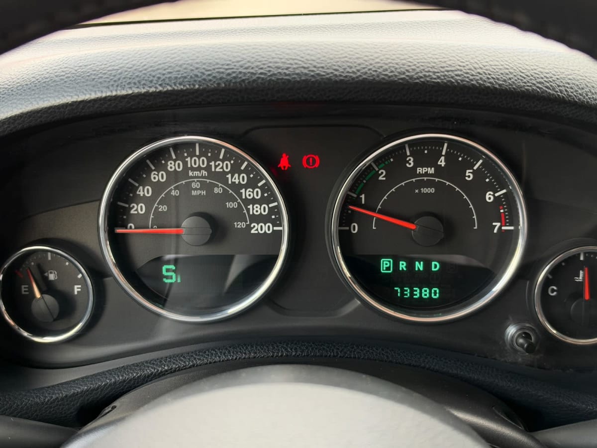 2014 Jeep Wrangler Sport Sport Negro - Miniatura 10
