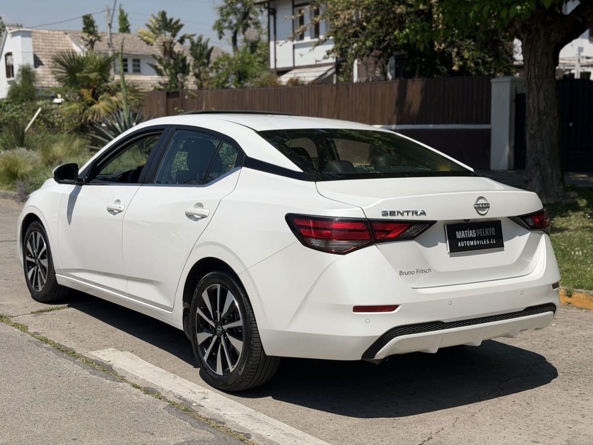 2025 Nissan Sentra 2.0 Blanco - Miniatura 7