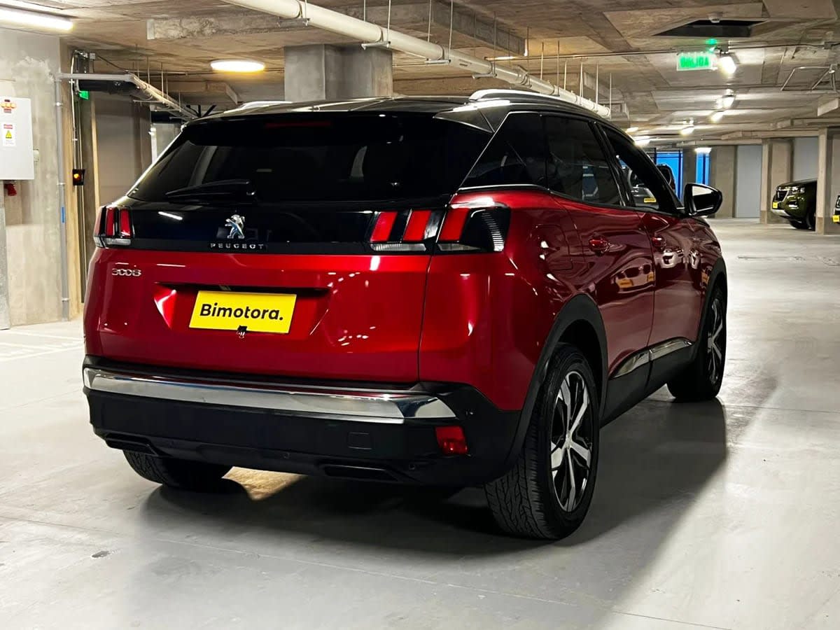 2023 Peugeot 3008 BLUE Rojo - Miniatura 4