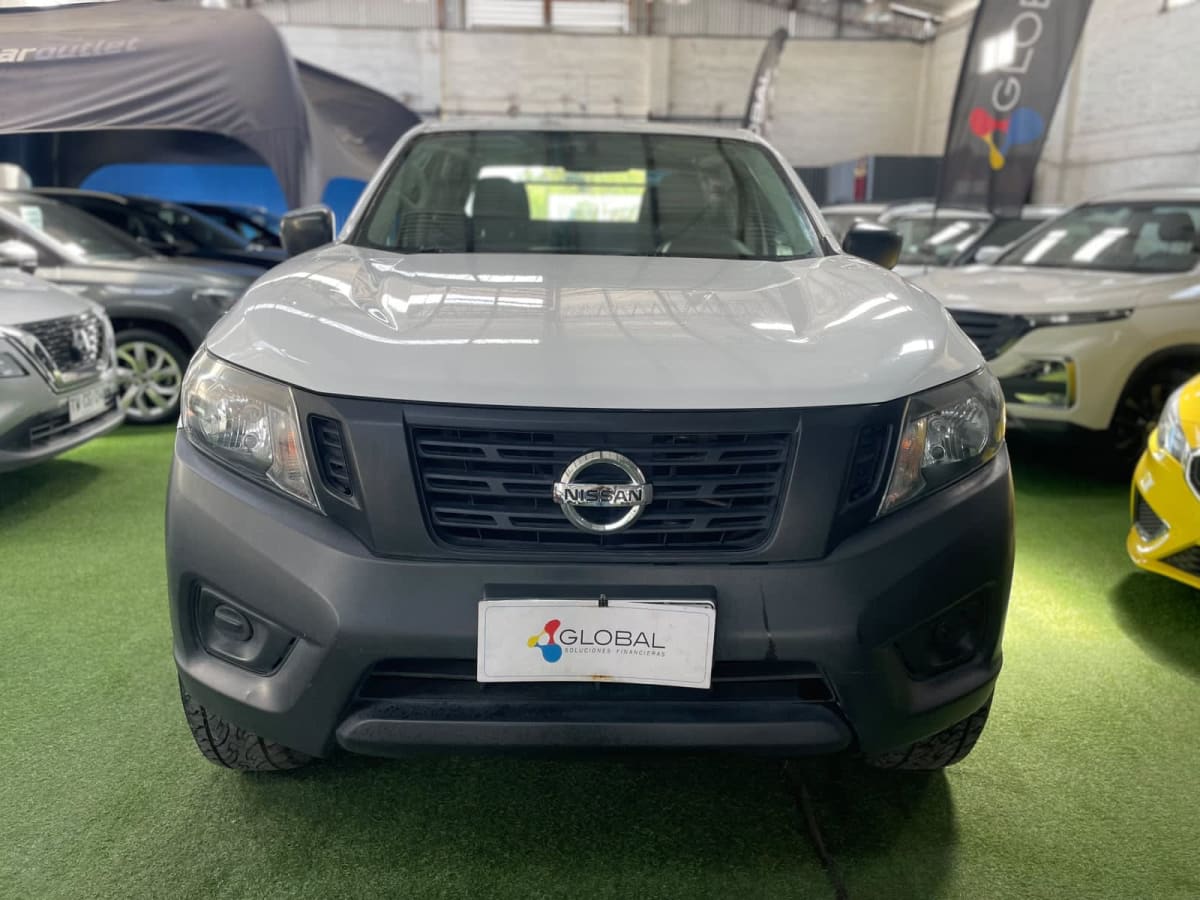 2018 Nissan Np300 Dcab 2.3 Blanco - Miniatura 6