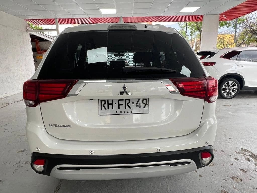 2022 Mitsubishi OUTLANDER CVT - Miniatura 5