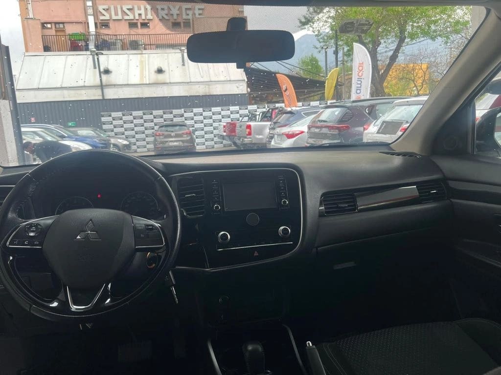 2022 Mitsubishi OUTLANDER CVT - Miniatura 7
