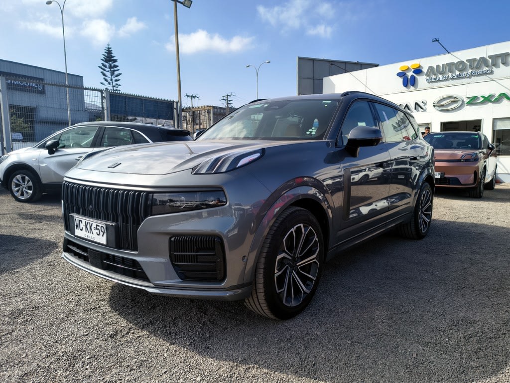 2027 Lynk & Co 09 HALO - Imagen 1