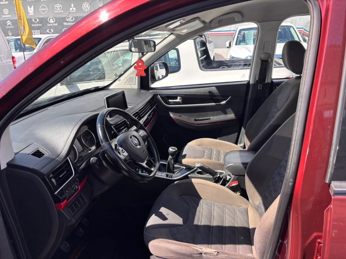 2019 Dongfeng Sx6 Rojo - Miniatura 10