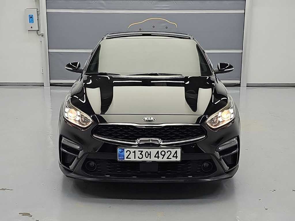 2019 Kia K3 1.6 Negro - Miniatura 2