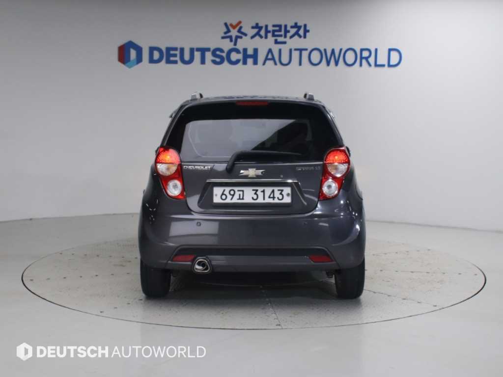 2013 Chevrolet Spark Gasoline - Miniatura 4