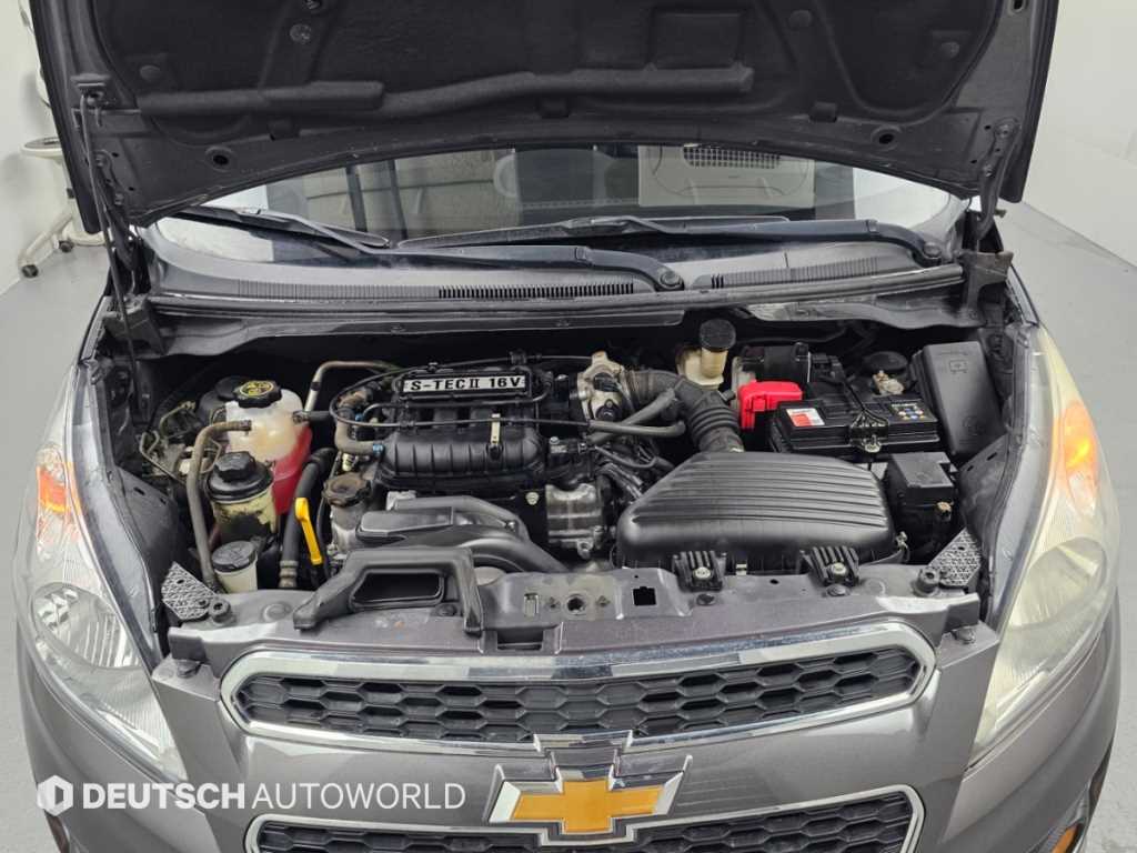 2013 Chevrolet Spark Gasoline - Miniatura 6