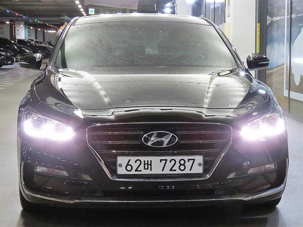 2018 Hyundai Grandeur IG - Miniatura 2