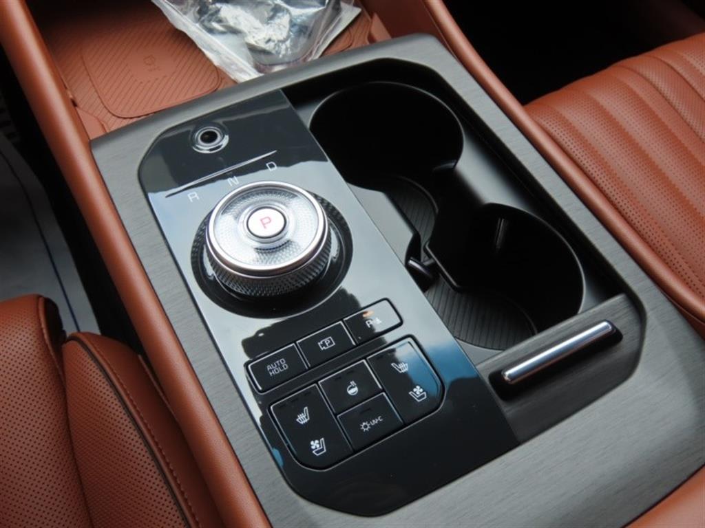 2026 Kia K8 Hybrid - Miniatura 6