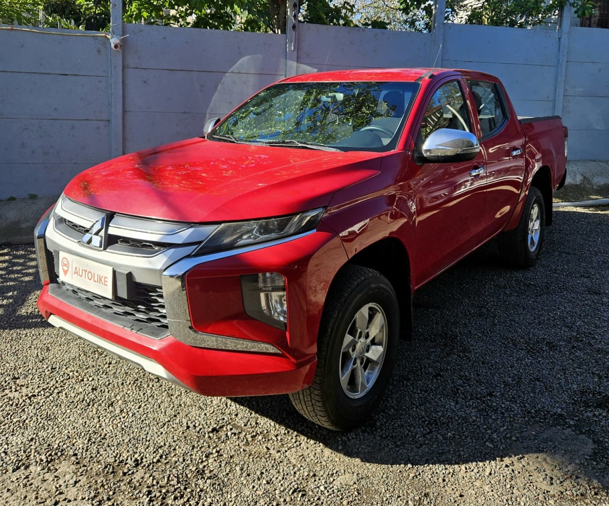 2019 Mitsubishi L200 Katana Rojo - Miniatura 2