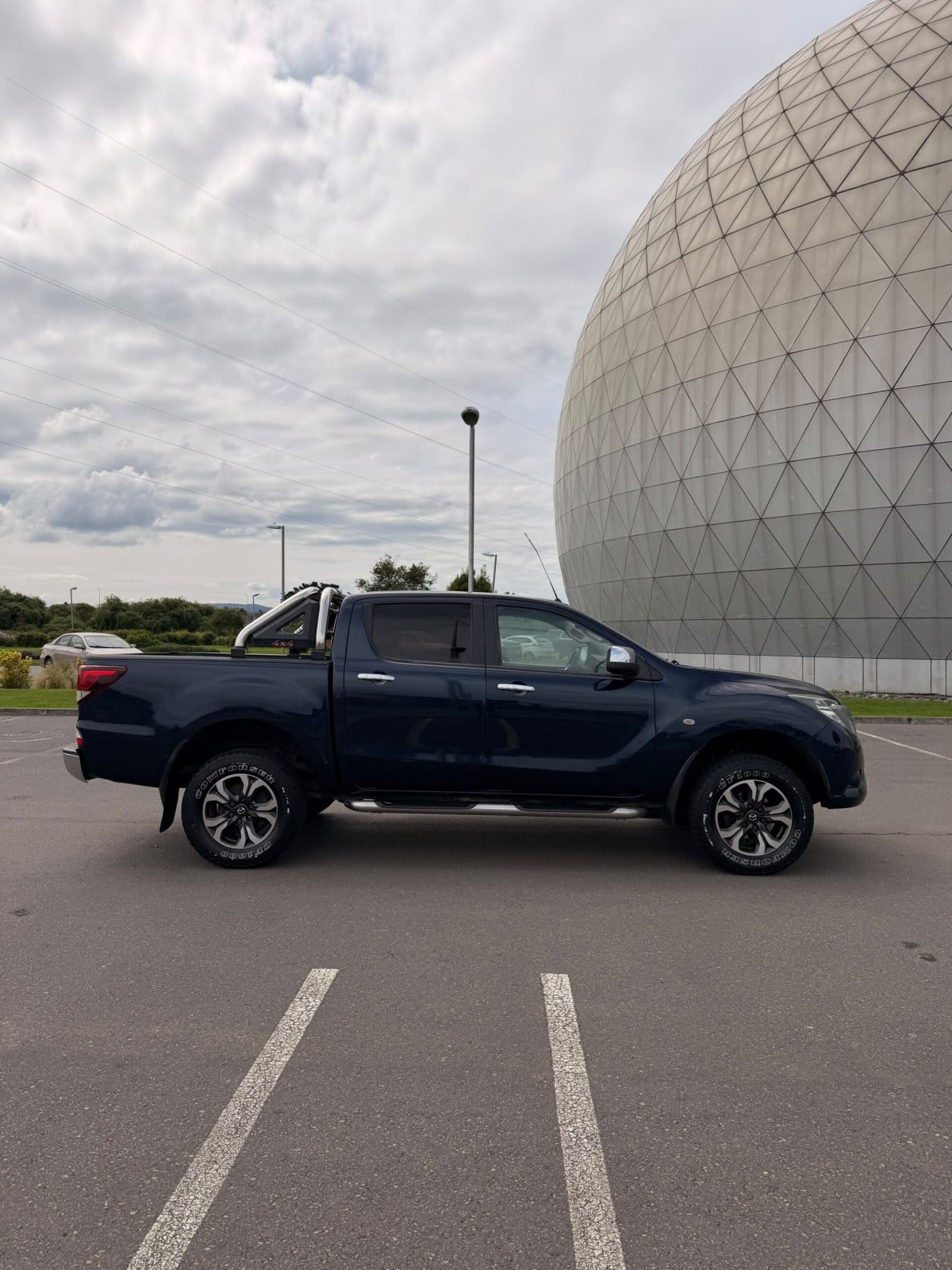 2017 Mazda BT-50 2.2 Azul - Miniatura 3