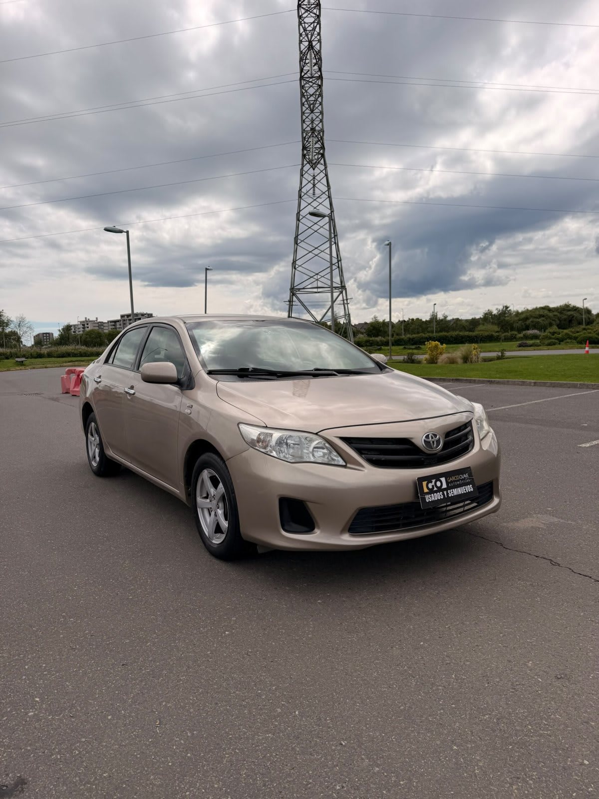2012 Toyota COROLLA XLI Beige - Miniatura 2