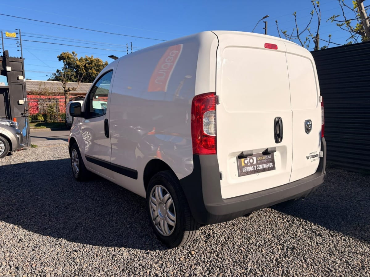 2023 Ram 700 DIÉSEL Blanco - Miniatura 2