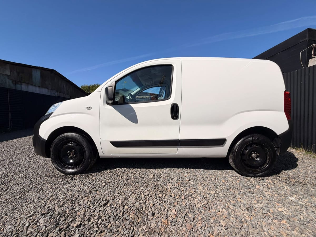 2023 Ram 700 CITY Blanco - Miniatura 6