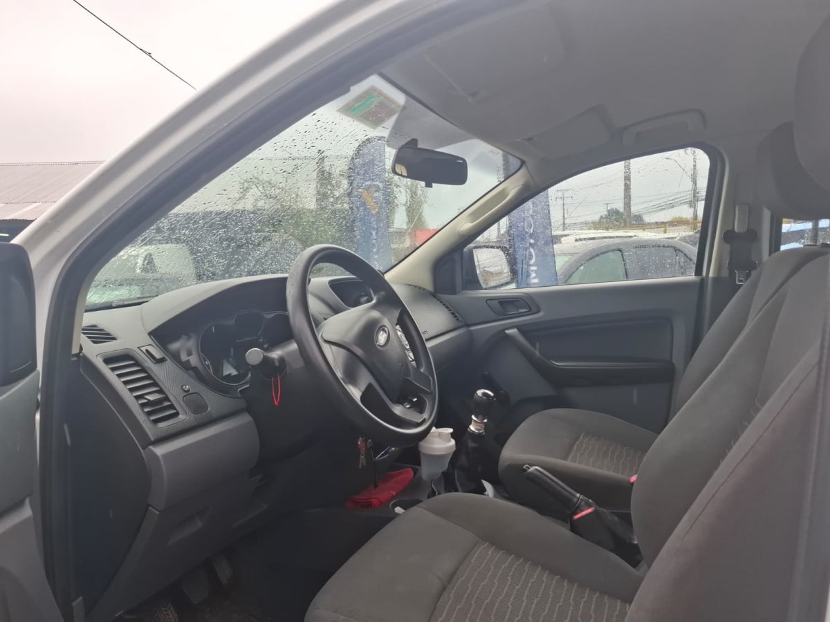 2015 Ford Ranger Blanco - Miniatura 10
