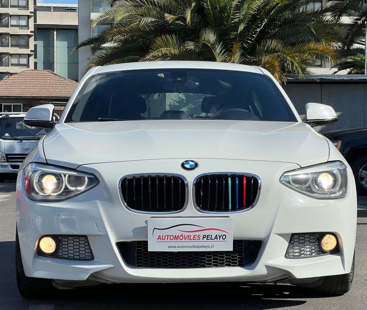 2014 BMW 116I 1.6 Blanco - Miniatura 2