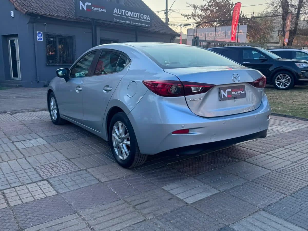 2018 Mazda 3 3 1.6 Gris - Miniatura 2