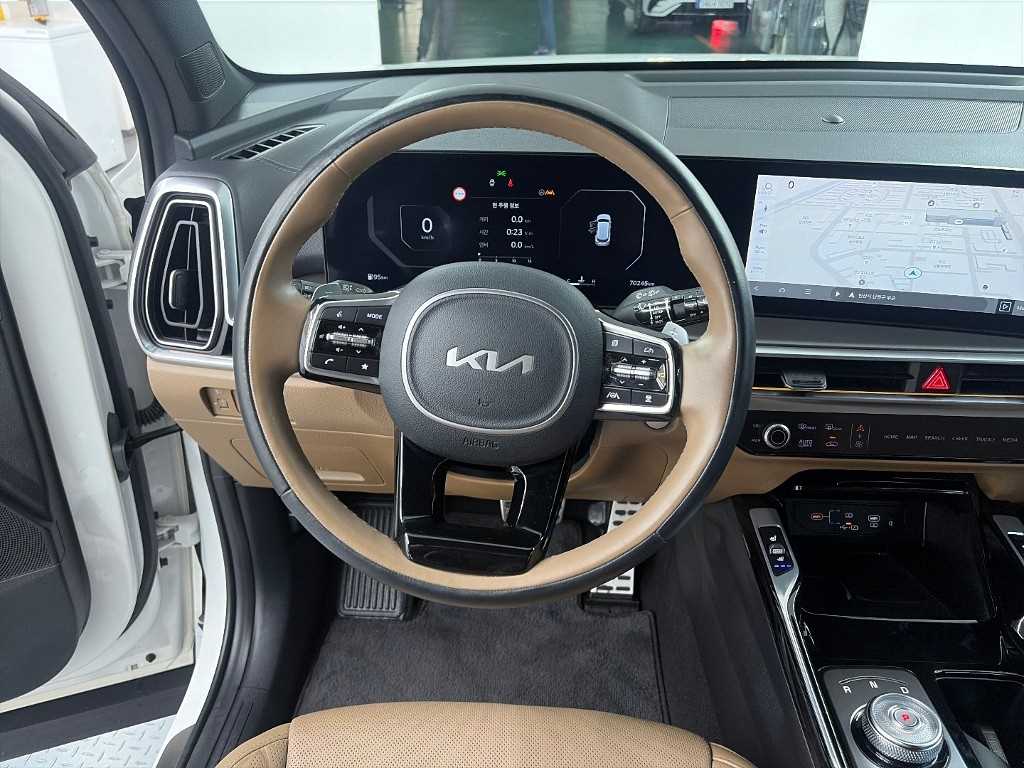 2024 KIA Sorento Gasoline - Miniatura 9