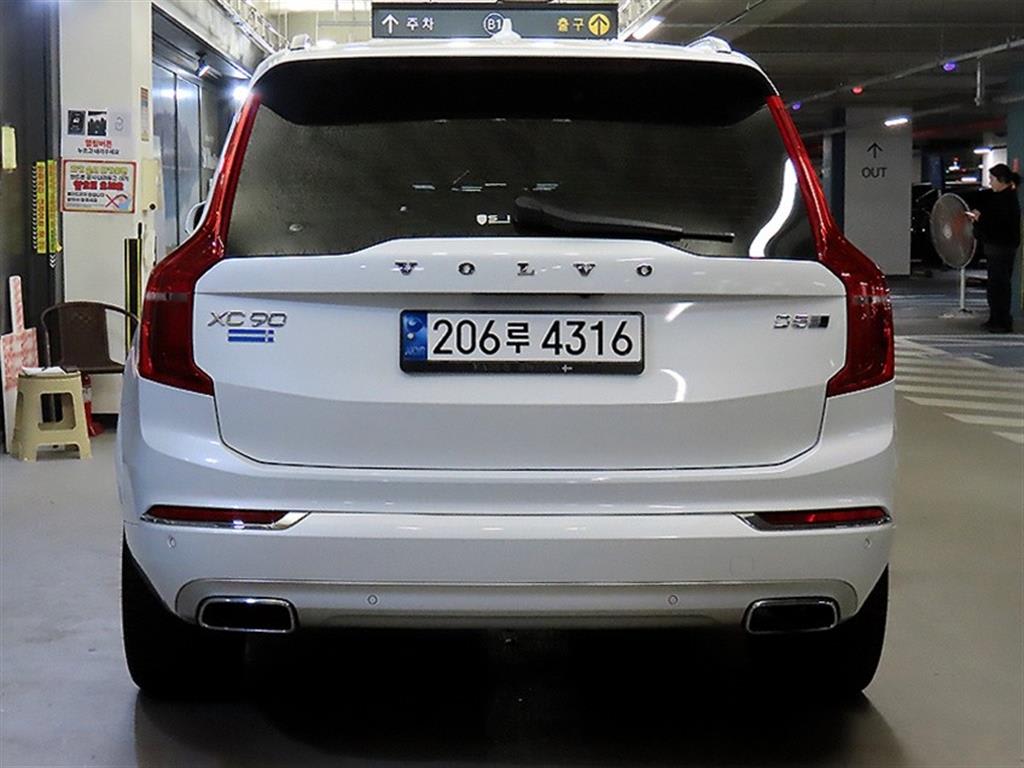2018 Volvo XC90 2nd Blanco - Miniatura 5