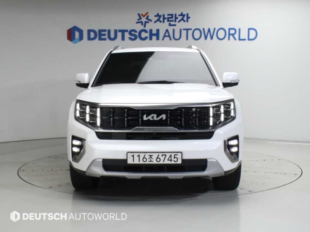 2022 Kia Mohave The Blanco - Miniatura 3