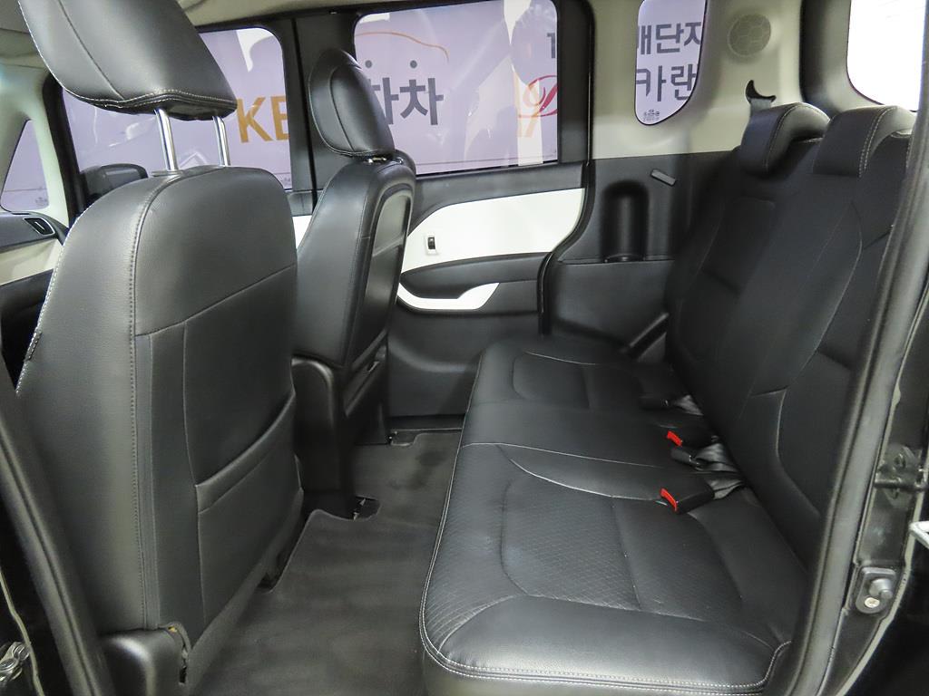 2013 KIA Ray Gasoline Negro - Miniatura 6