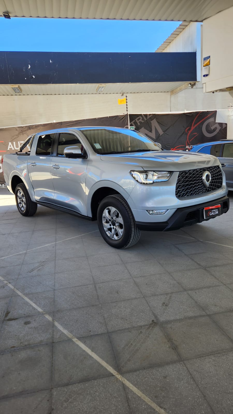 2025 Great Wall Poer Deluxe Plata - Imagen 1