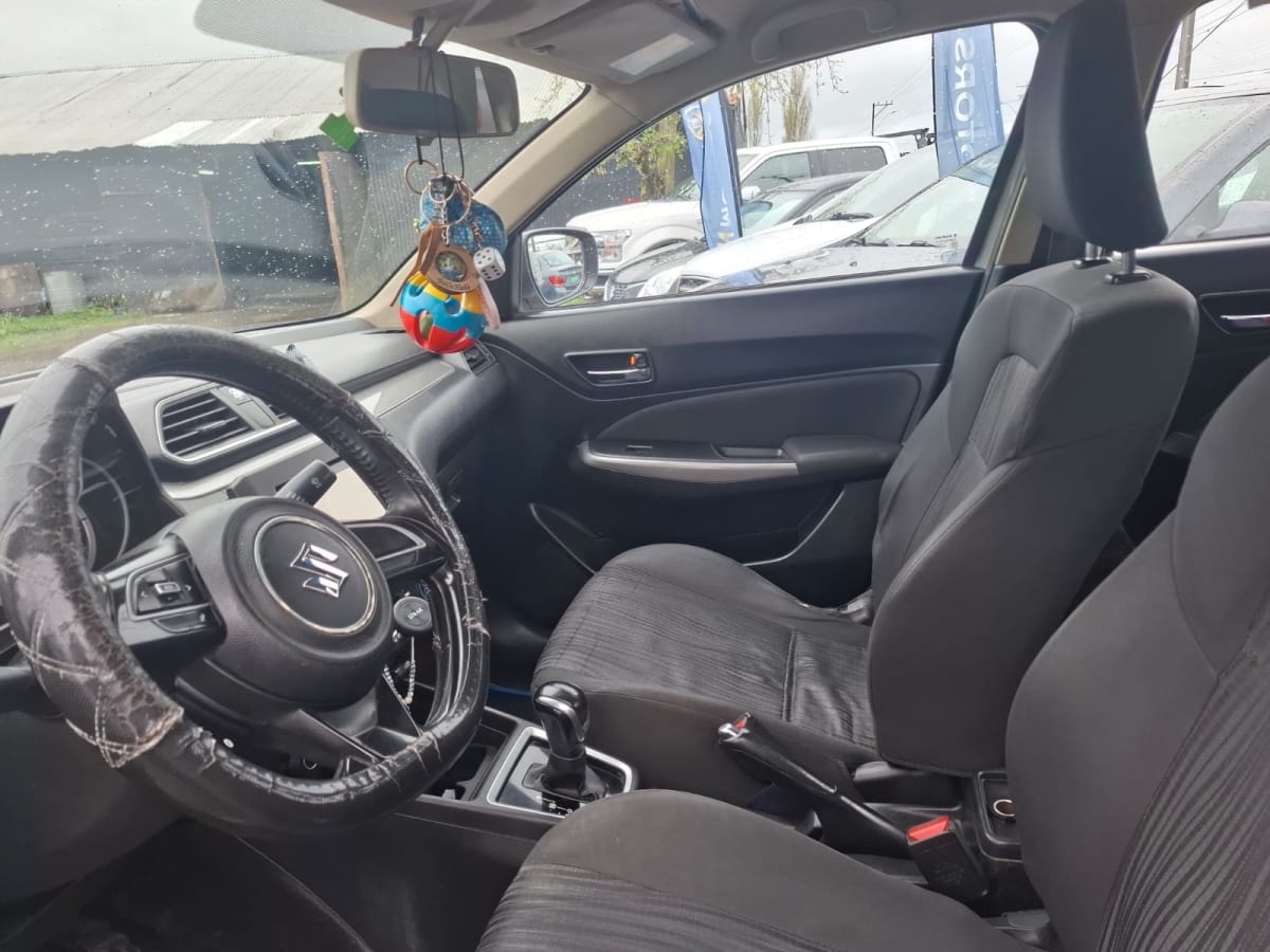 2019 Suzuki Dzire Beige - Miniatura 8