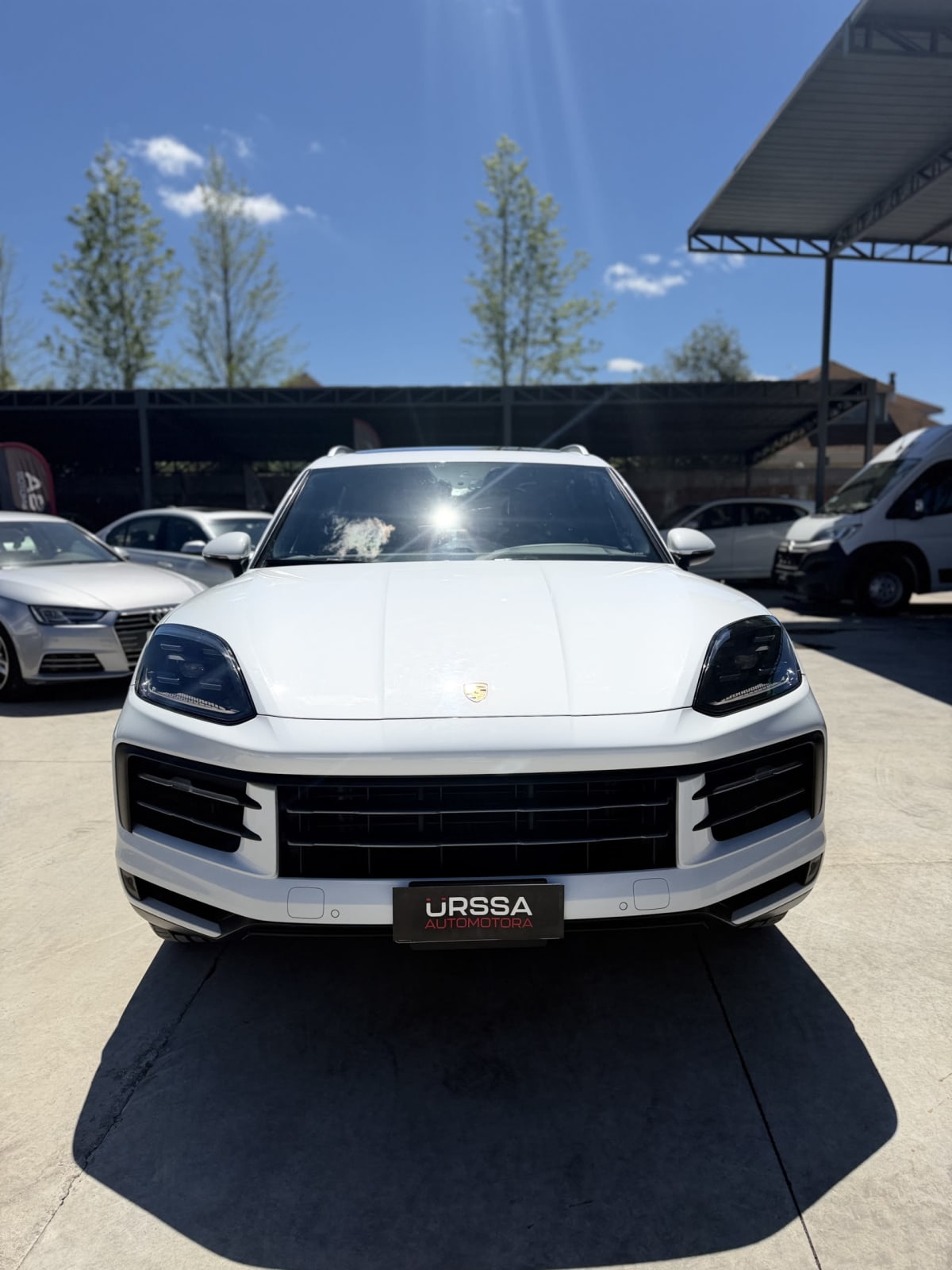 2024 Porsche Cayenne V6 - Miniatura 2