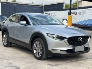 2021 Mazda CX30 2.0 Plata - Miniatura 3