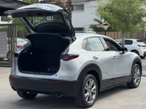 2021 Mazda CX30 2.0 Plata - Miniatura 7