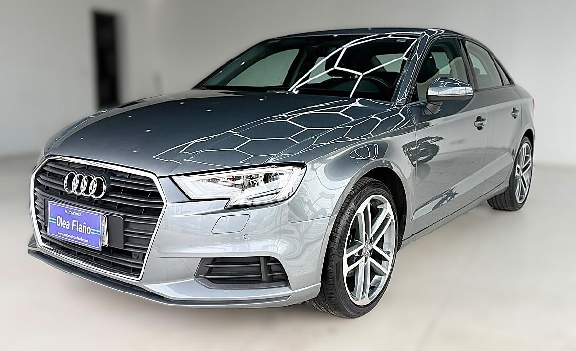 2020 Audi A3 SEDAN SPORT 1.4 TFSI 35 Gris - Imagen 1