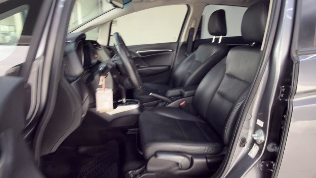 2022 Honda WRV EXL Gris - Miniatura 9