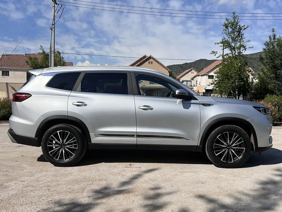 2025 Chery Tiggo 8 - Miniatura 3