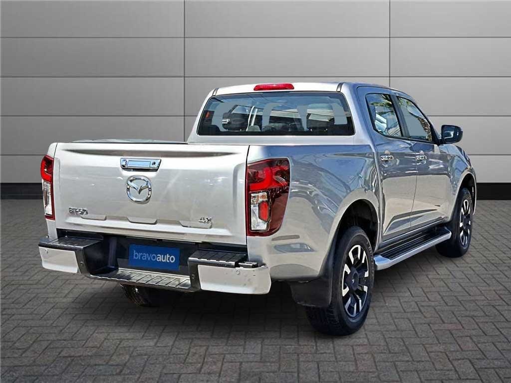 2025 Mazda BT-50 3.0 Plata - Miniatura 4
