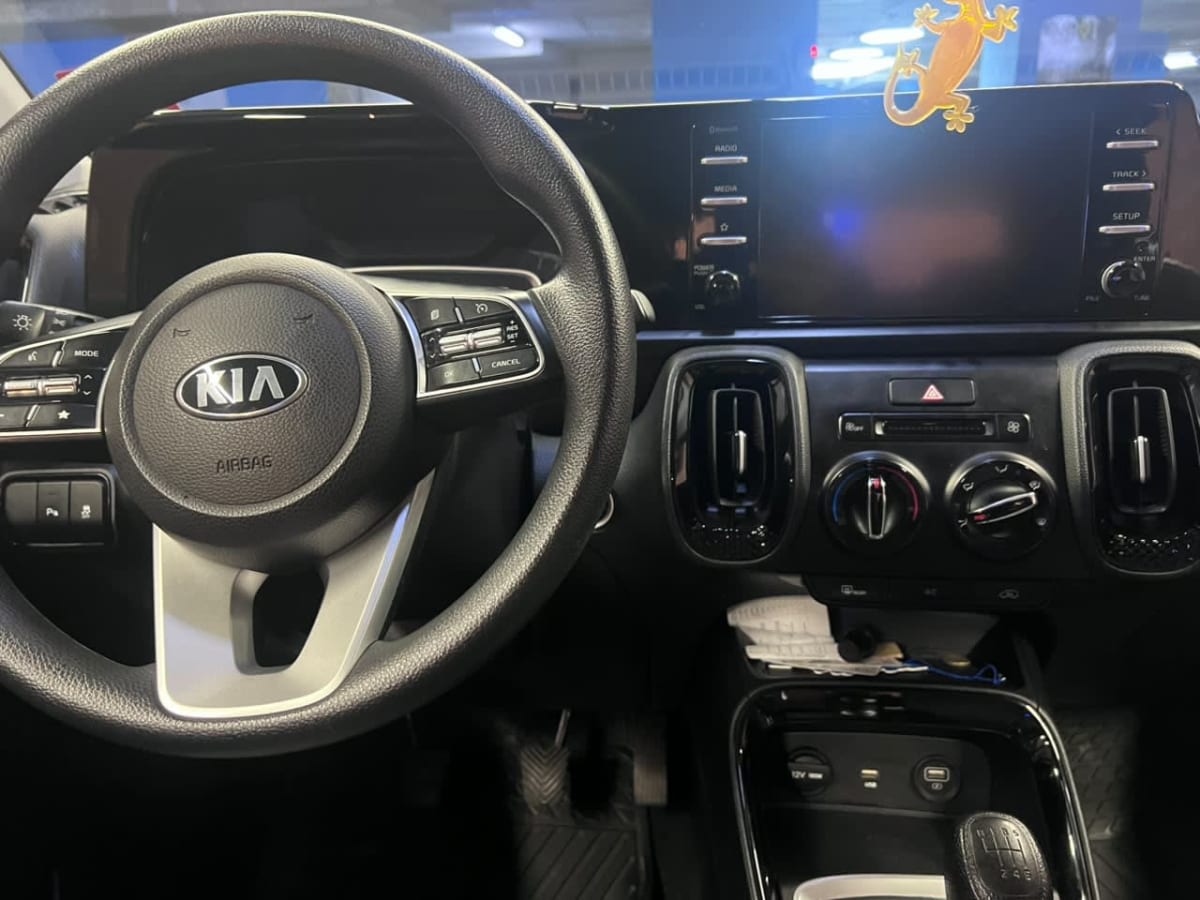 2022 KIA Sonet EX - Miniatura 7