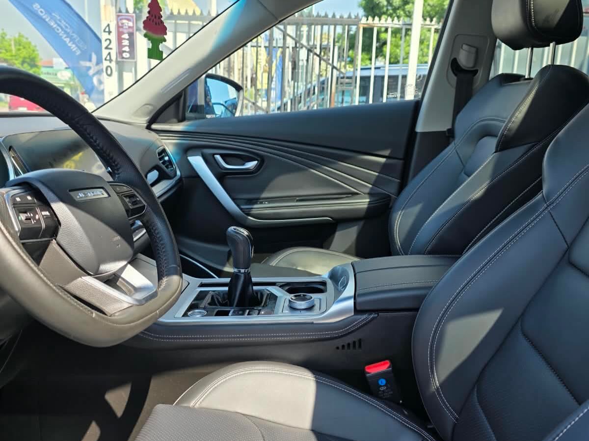 2025 Jetour X70 1.5 - Miniatura 5