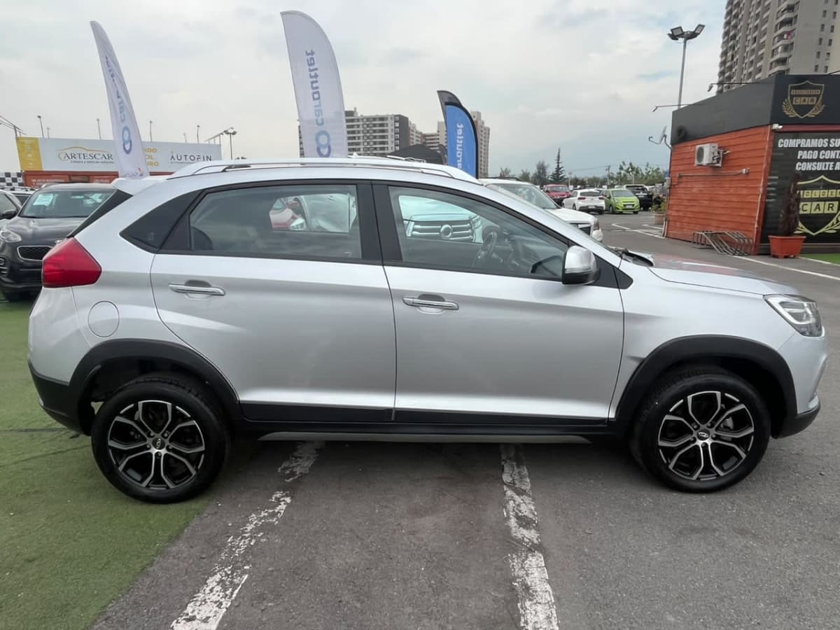 2021 Chery Tiggo 2 1.5 Gris - Miniatura 6