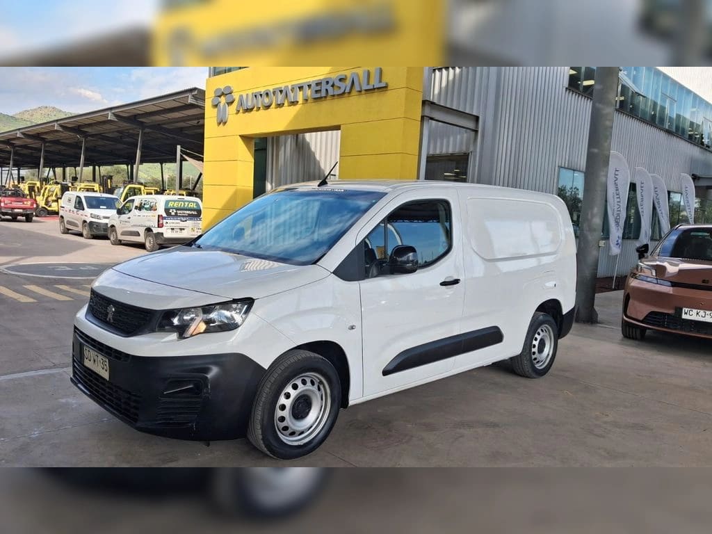 2022 Peugeot Partner L2 - Imagen 1