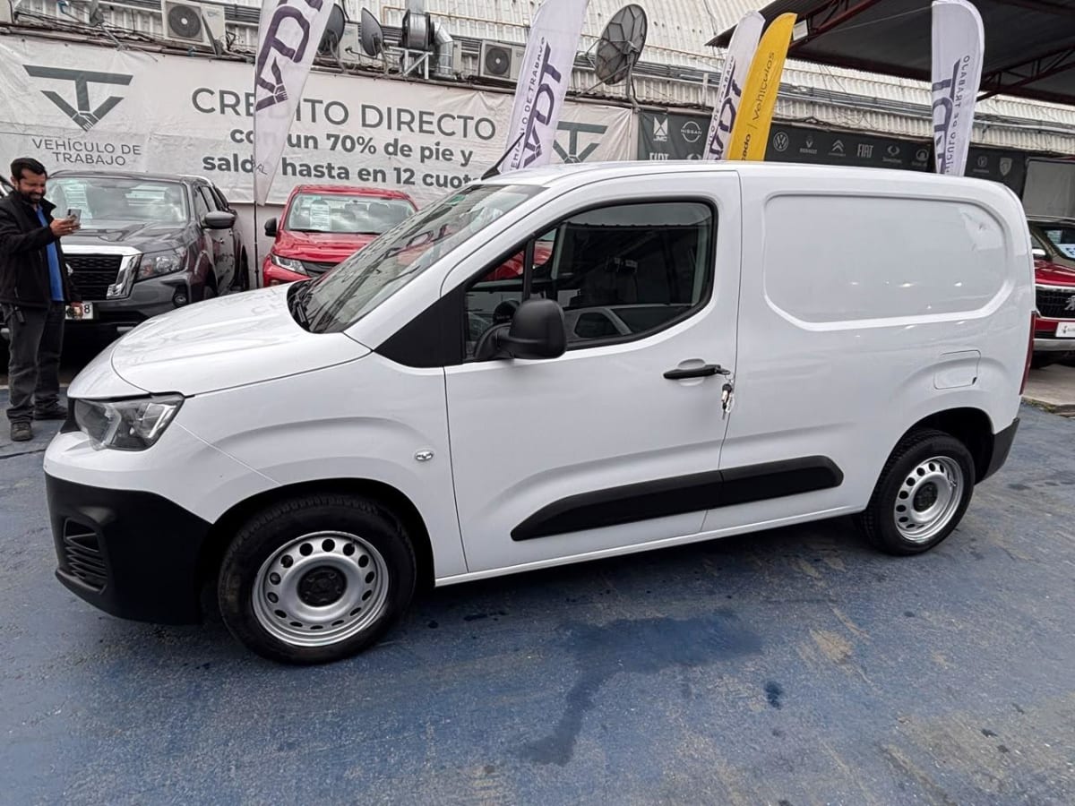 2024 Peugeot NUEVA PARTNER 1.6 HDi 90HP Pack AA EV Blanco - Miniatura 5