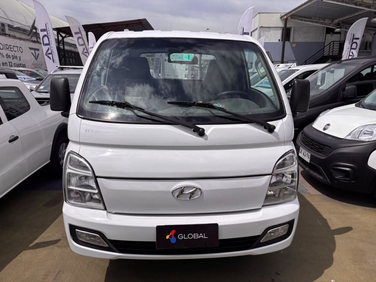 2022 Hyundai Porter Blanco - Miniatura 2
