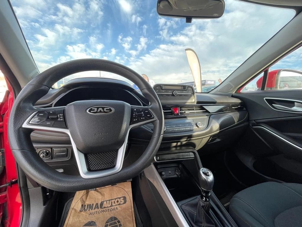 2022 JAC JS4 HB - Miniatura 7
